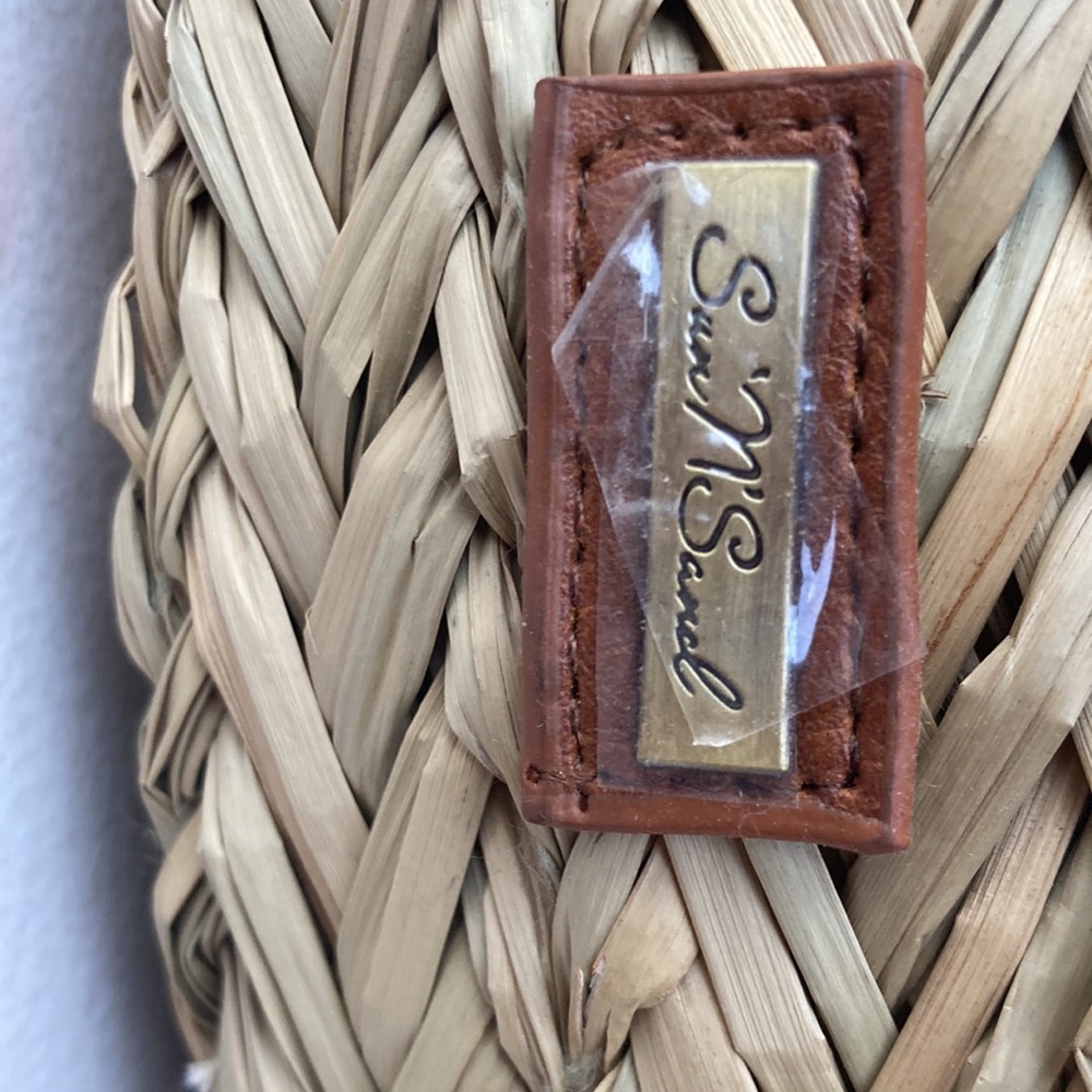 Sun “N” Sand Shoulder Tote - Picture 3 of 13